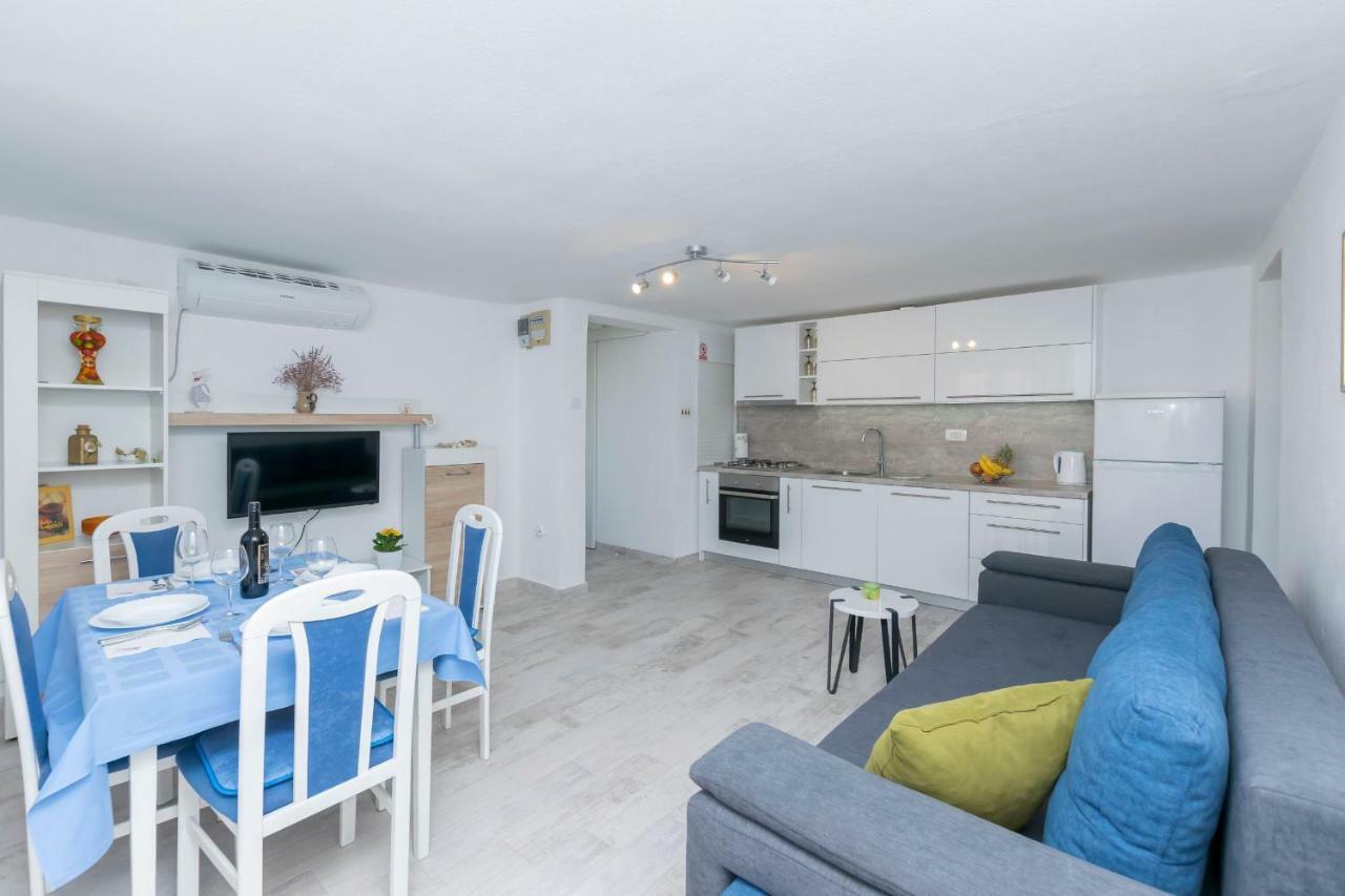 Apartment Island Dream クラパニ島 エクステリア 写真