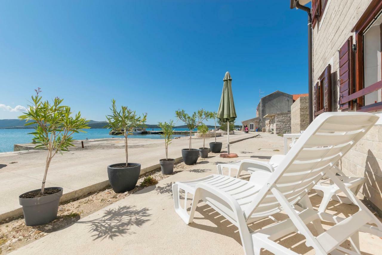 Apartment Island Dream クラパニ島 エクステリア 写真